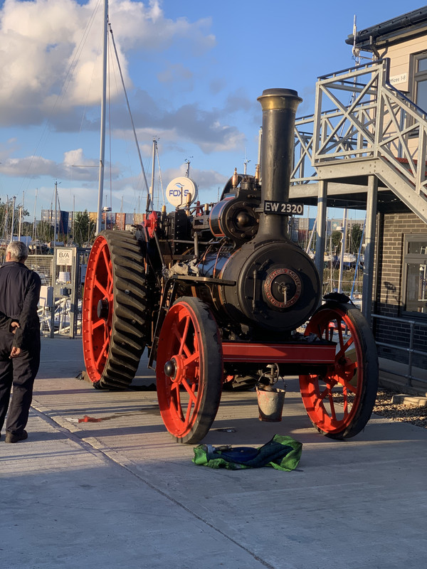 E15408AC-1DB6-4B64-A664-C72F1259EBB7