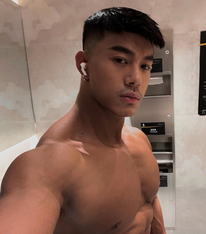 Photo by E  V  Λ  Ν on February 03, 2022.