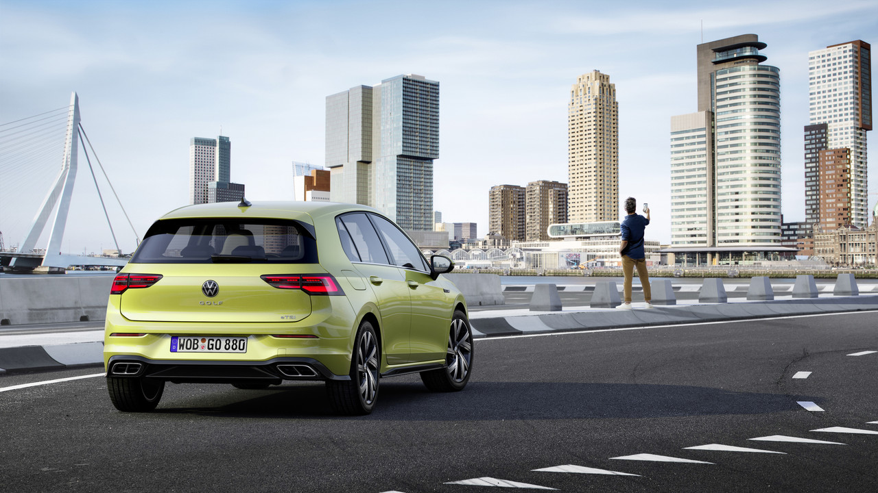 nuevo-golf-8-r-line(2)