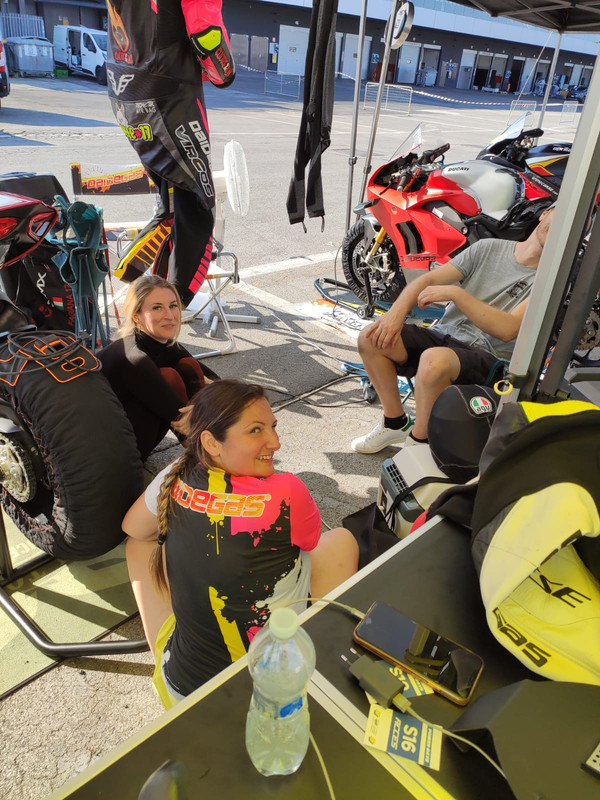 02CFC031-E92C-48CD-B086-31DB141D5589