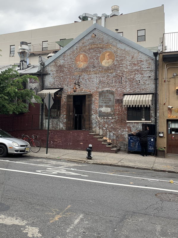 F978BFDC-472F-4811-9022-B34BCC4D0084