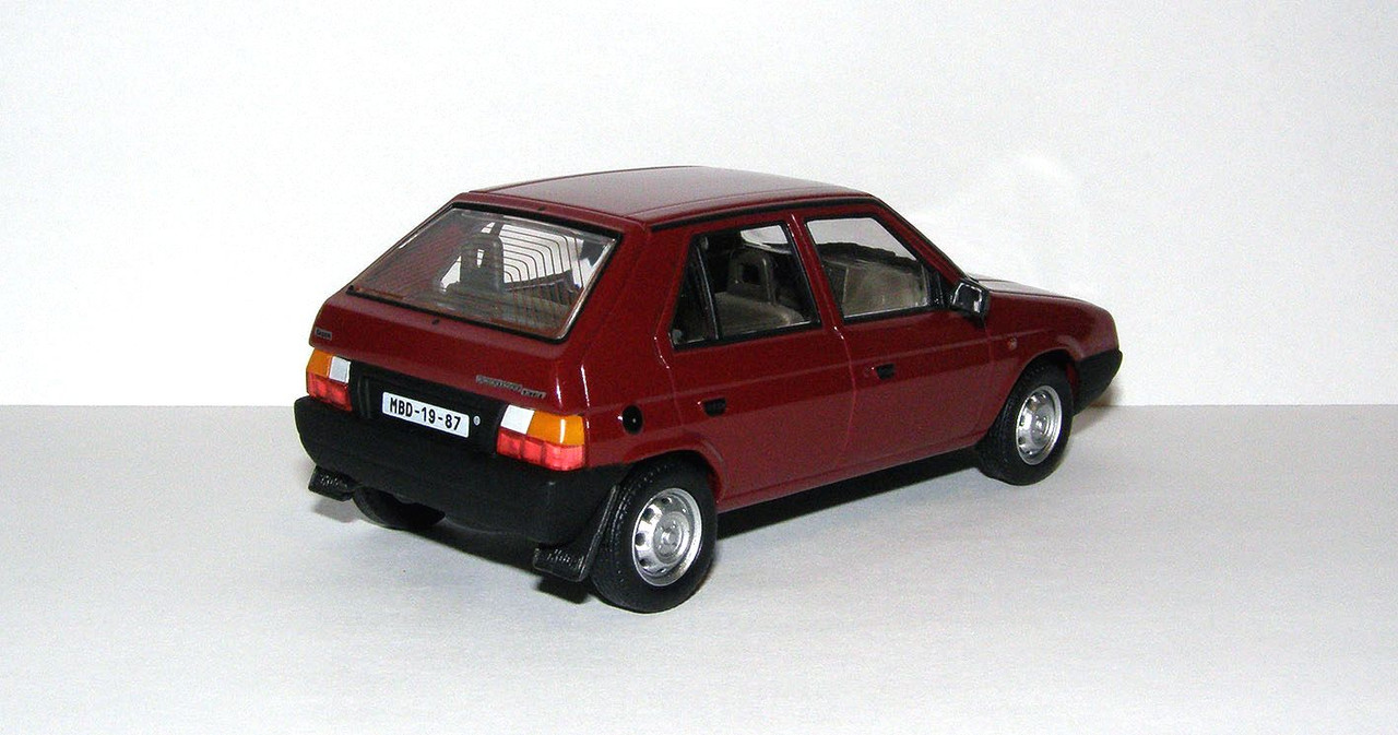1987 Skoda Favorit 136L (Type 781) (Abrex- Hongwell 143ABS-708BJ