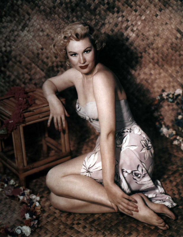 Virginia_Mayo_a26