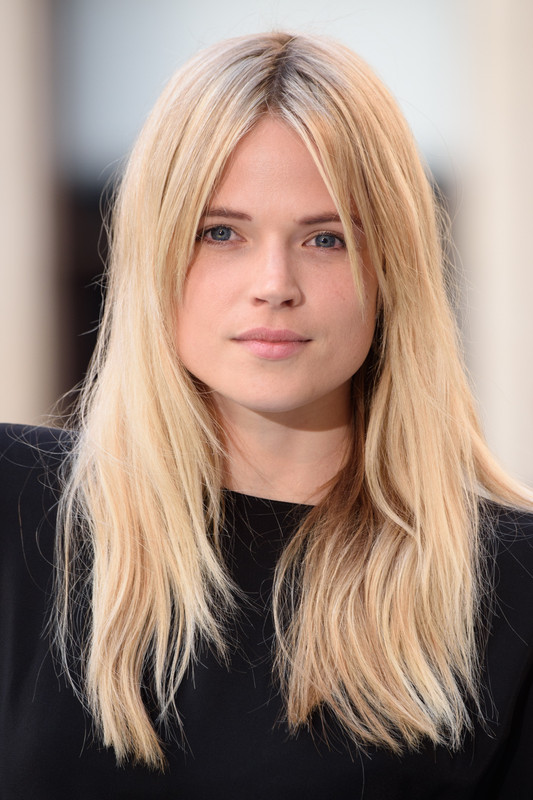 gabriella-wilde-royal-academy-of-arts-summer-exhibition-preview-