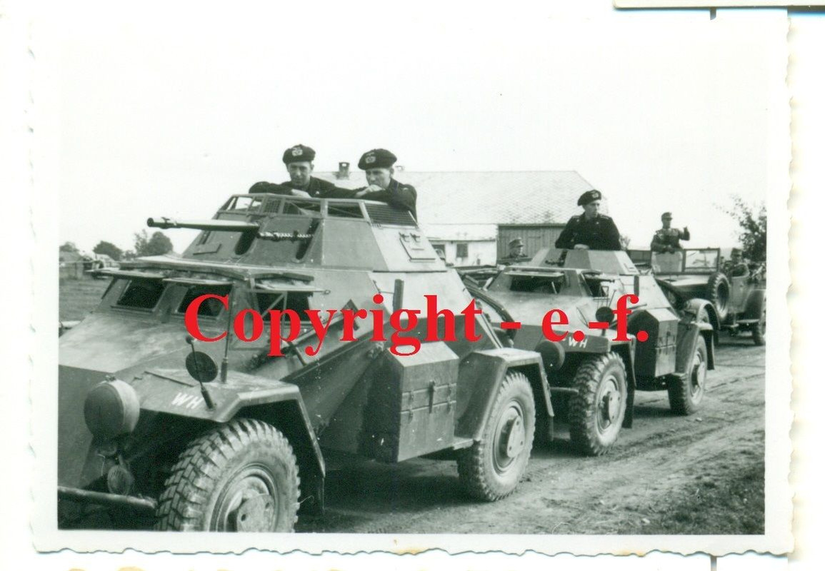 FOTO - GEBIRGSJÄGER-REGT.100 - PANZER-AUFKLÄRER 