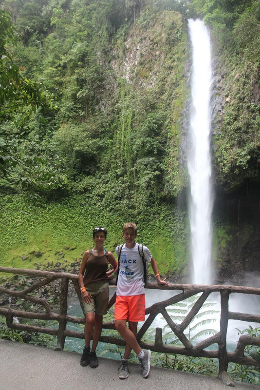 DE TORTUGAS Y PEREZOSOS. COSTA RICA 2019 - Blogs de Costa Rica - DIA 7: ARENAL. CATARATA FORTUNA (22)