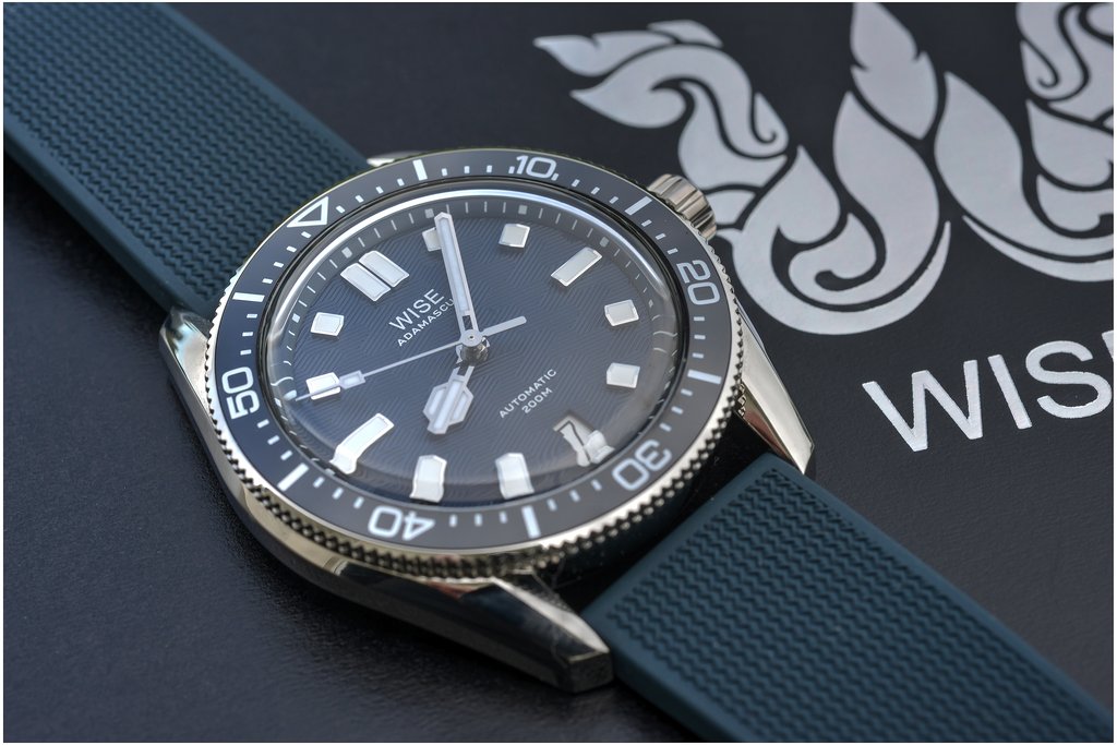 Montres Wise : on choisit la couleur DSC-2360