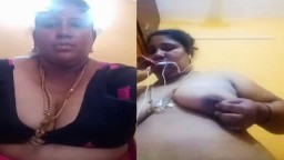 freexporn Indian Tamil Bhabhi Showing Huge boobs on video Call