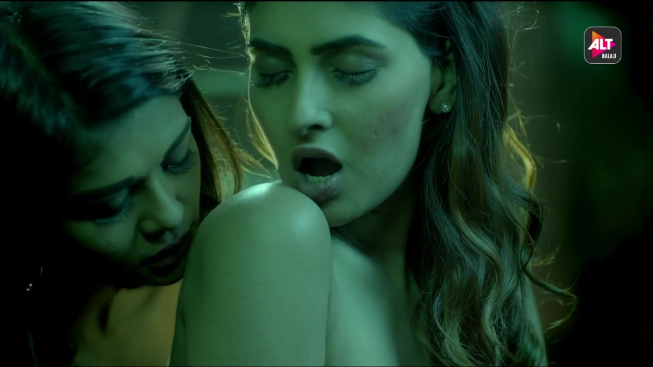[Image: Karishma-067.jpg]