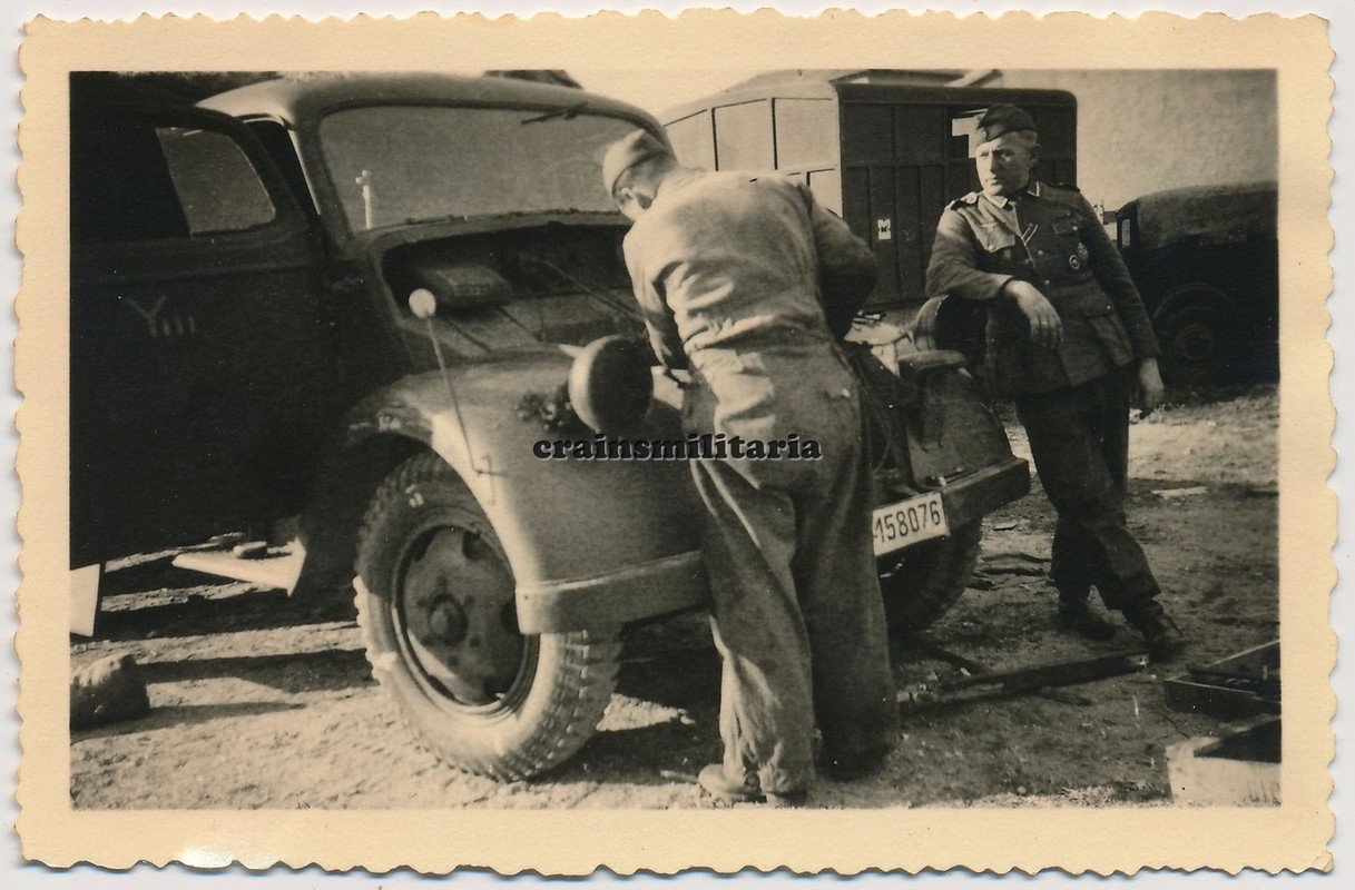 Orig Foto Opel Blitz Lkw mit 10 Pz Div Wappen in Frankreich