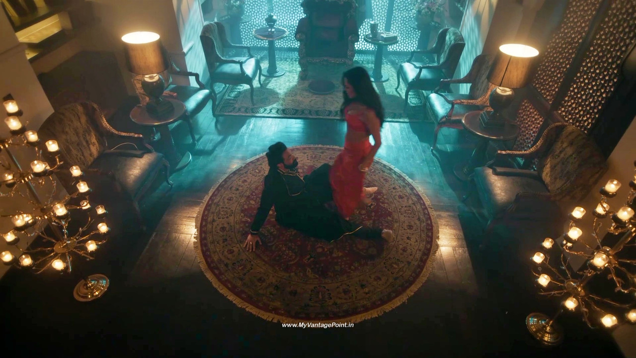 165Esha Gupta Hot in Aashram Web Series