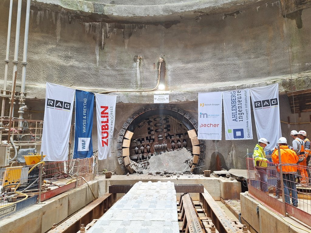 2024-06-07-Ibbenb-ren-Durchschlag-Grubenwasserkanal-1.jpg
