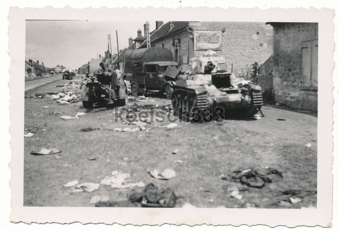 Foto französischer Char R 35 Panzer LKW Geschütz