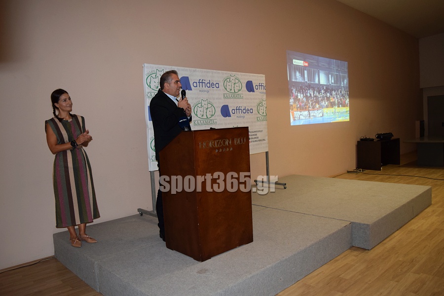 , &Kappa;&alpha;&lambda;&alpha;&mu;ά&tau;&alpha; 80: &Tau;ί&mu;&eta;&sigma;&epsilon; &chi;&omicron;&rho;&eta;&gamma;&omicron;ύ&sigmaf; &kappa;&alpha;&iota; &upsilon;&pi;&omicron;&sigma;&tau;&eta;&rho;&iota;&kappa;&tau;έ&sigmaf;, &pi;&alpha;&rho;&omicron;&upsilon;&sigma;ί&alpha;&sigma;&epsilon; &tau;&eta; &phi;&alpha;&nu;έ&lambda;&alpha; &kappa;&alpha;&iota; &tau;&omicron; ό&rho;&alpha;&mu;&alpha; &gamma;&iota;&alpha; &tau;&eta; Volley League – &Phi;&omega;&tau;&omicron;&gamma;&rho;&alpha;&phi;ί&epsilon;&sigmaf; &kappa;&alpha;&iota; &beta;ί&nu;&tau;&epsilon;&omicron;