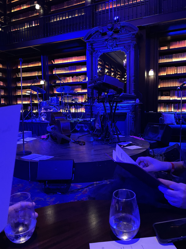 01FE96DA-BE7E-496F-870B-709FA21D23C5