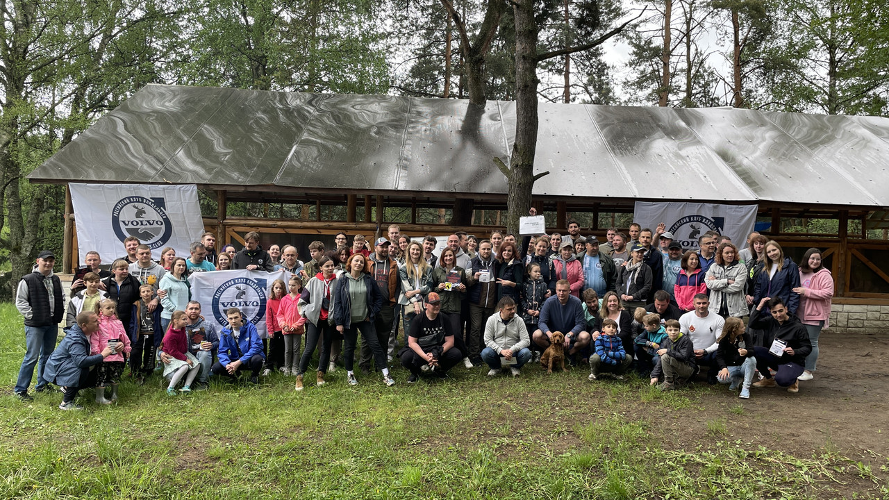 DBF647C6-234E-4C0B-A108-DF119F752F9C