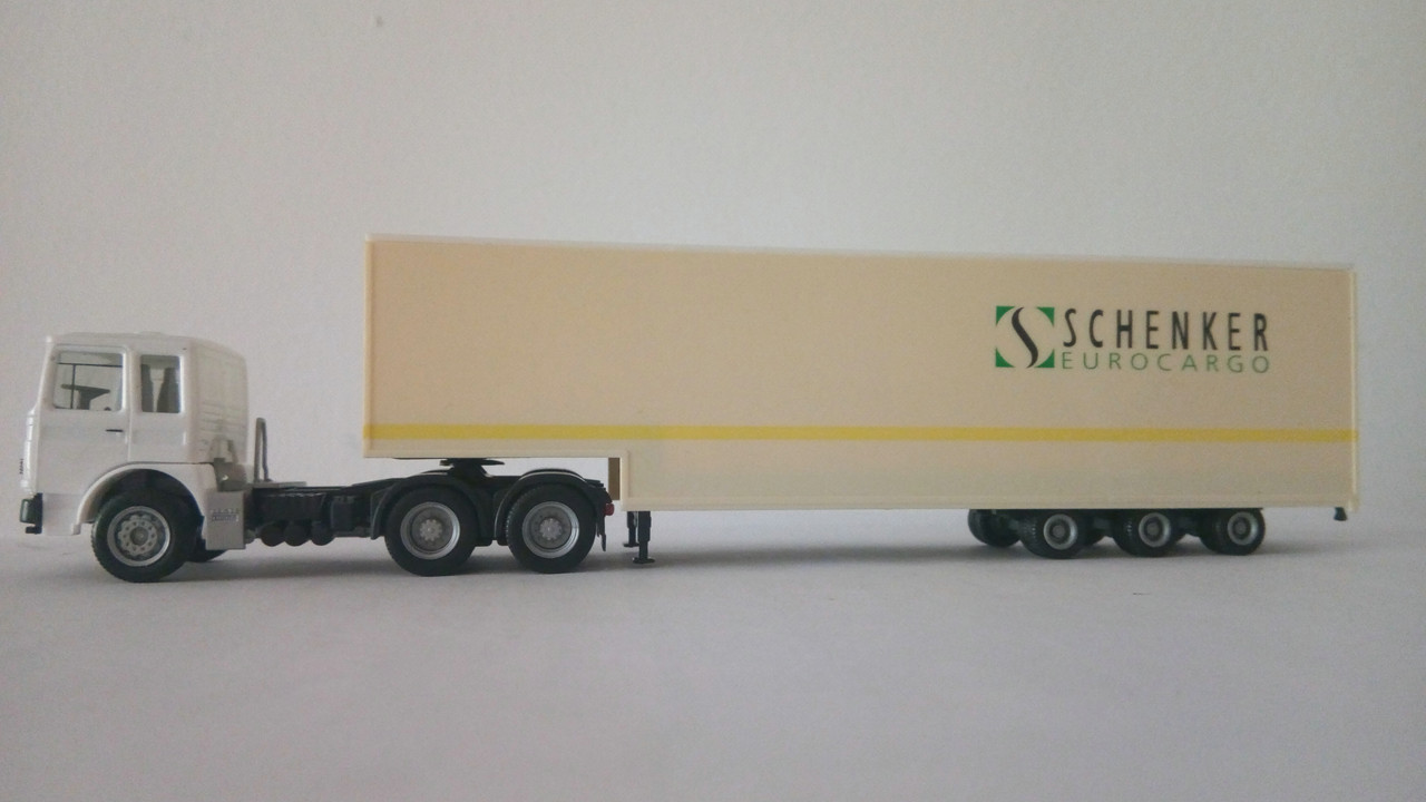 Mac (8955)