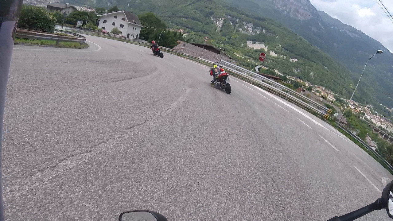 2F2144F3-EF40-434A-8E02-1E674BE19390