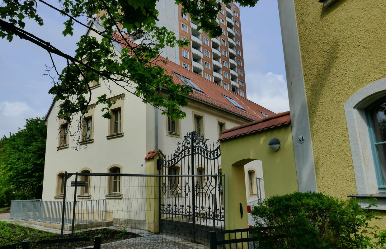 Bild: https://i.postimg.cc/VvV3z9kN/P1270263.jpg