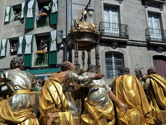 3º DÍA (DOMINGO): LUGO Y REGRESO - GALICIA CON NIÑOS (8)