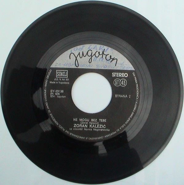 R-1085567-1190929998.jp