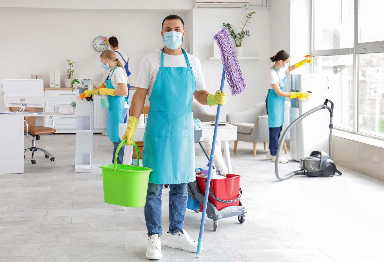 Limpieza-de-empresas-y-oficinas-con-nuestra-linea-de-productos-Line-Clean-(8)