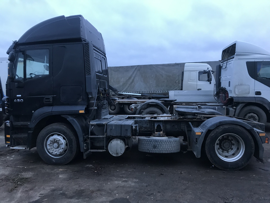 5EA05409-A22E-457B-A3F6-A1A4133052F1