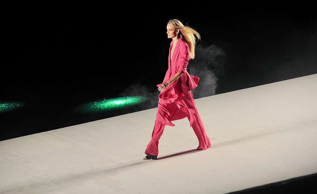 Desfile-Le-Lis-Blanc-30-3.jpg.6256dd07b50aeea61e42ec5248d693d2