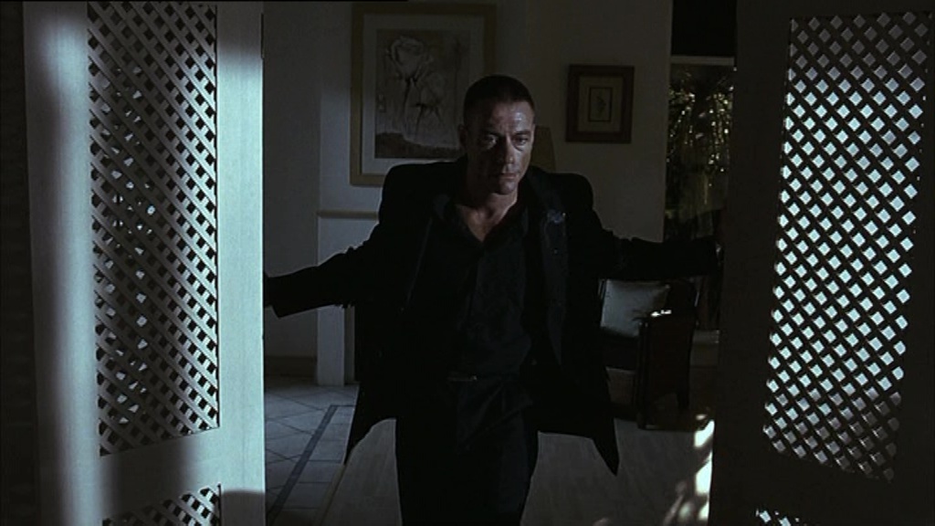 vlcsnap-2024-08-12-01h37m33s418 - Copia