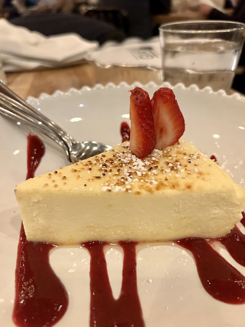 EBC98B5E-25D9-439C-B3E3-4016863B6EE9