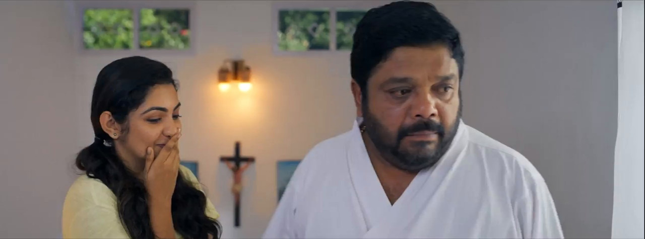 Idiyan Chandhu 2024 WebRip [Malayalam] 480p, 720p ESub Screenshot