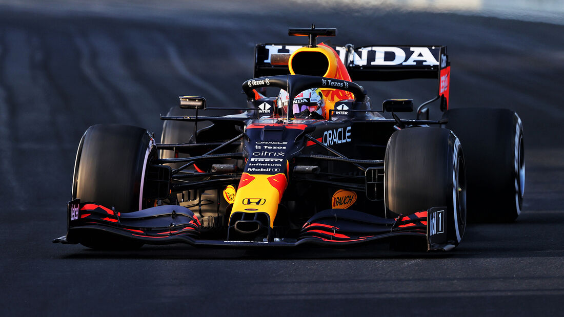Max-Verstappen-Red-Bull-Formel-1-GP-Saudi-Arabien-Jeddah-Freitag-3-12-2021-169Gallery-8a212747-18566