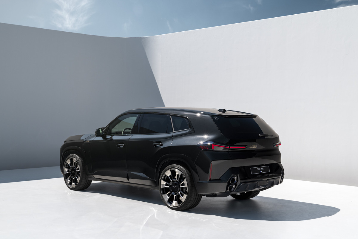 P90478707_highRes_the-first-ever-bmw-x