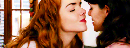 tumblr-p5by1i-HJj-X1qizf08o7-540.gif