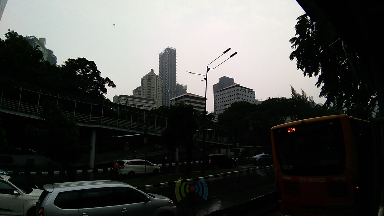ASUS Zenfone 4 Max - Wide 4