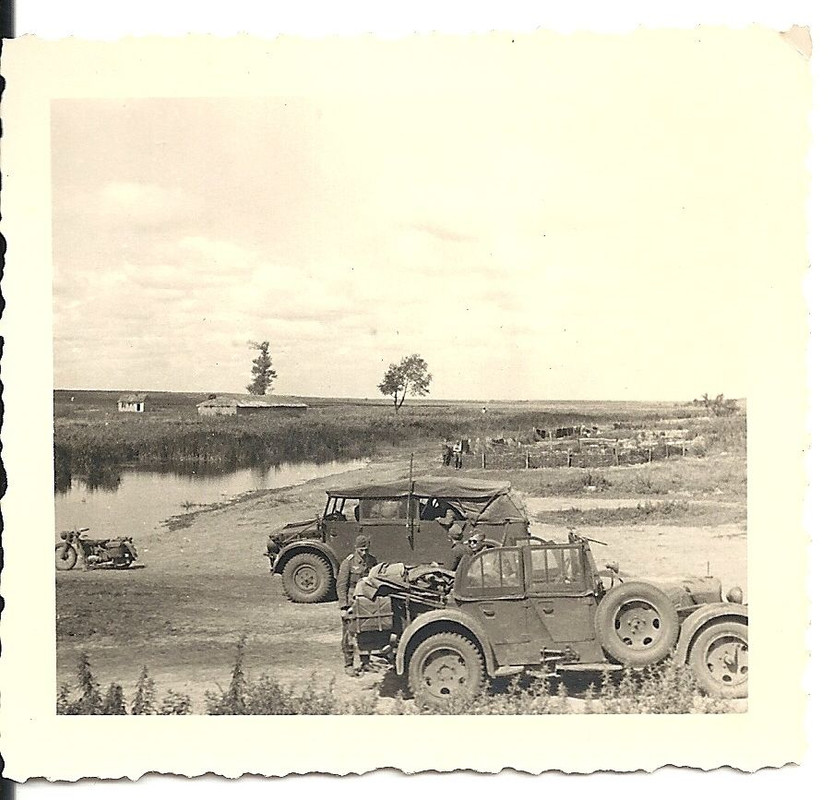 Orig.Foto Kübelwagen Krad Motorrad Wehrmacht in 
