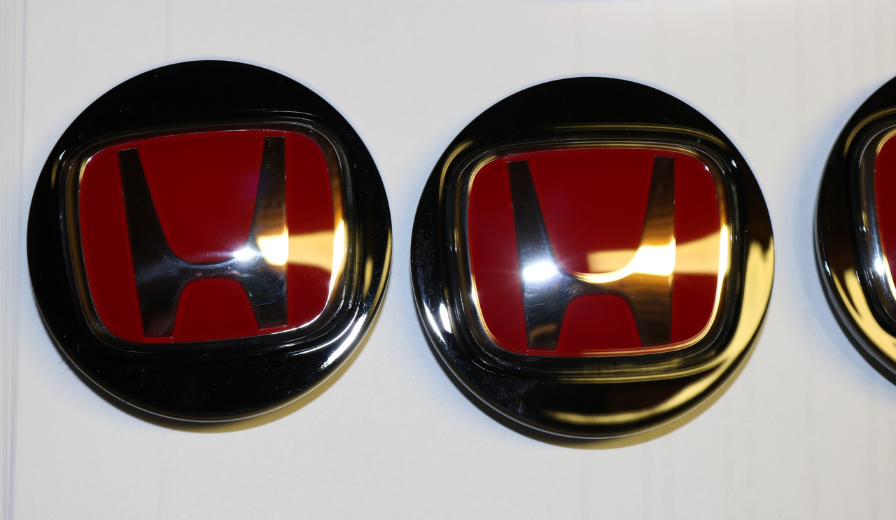 badge-2.jpg