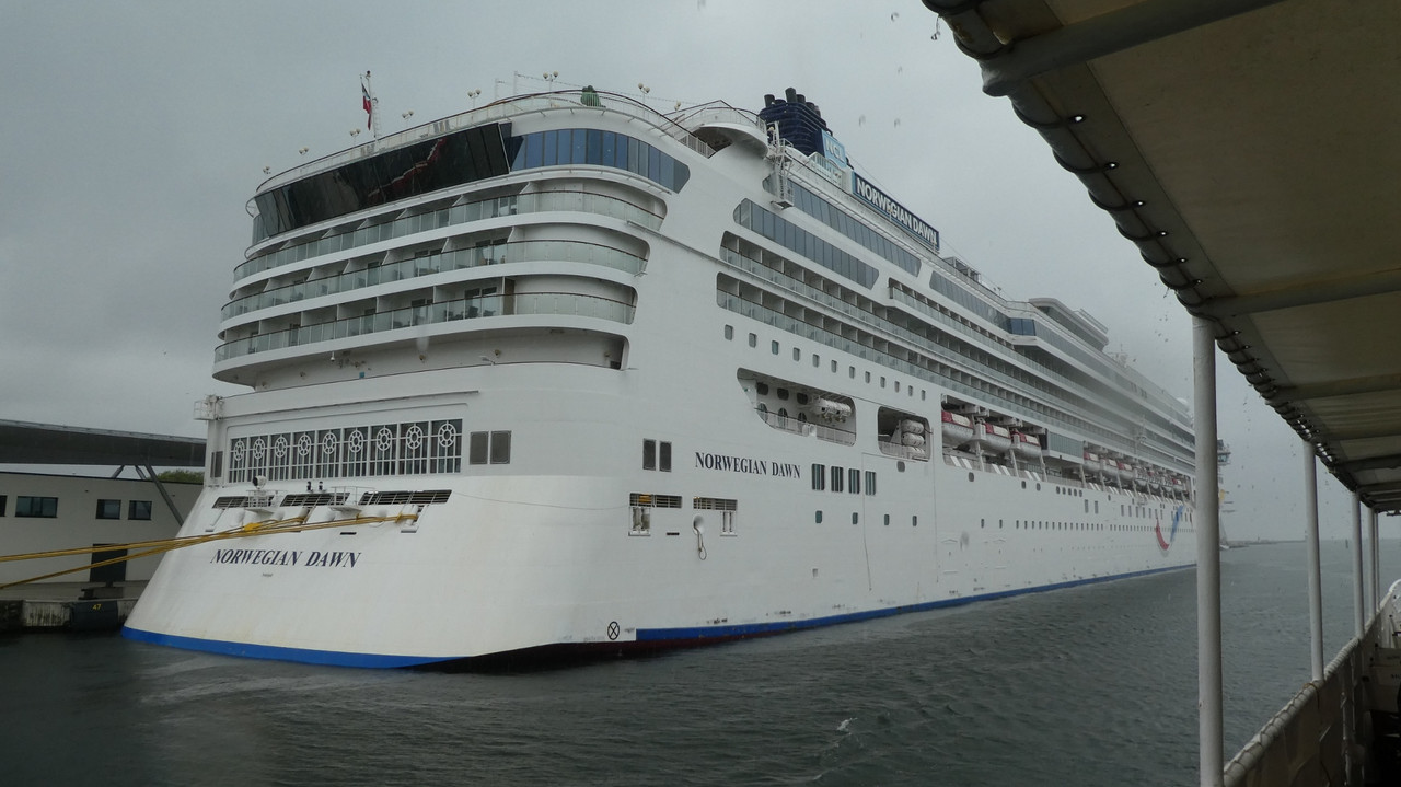 P1210604 (1940x1090)