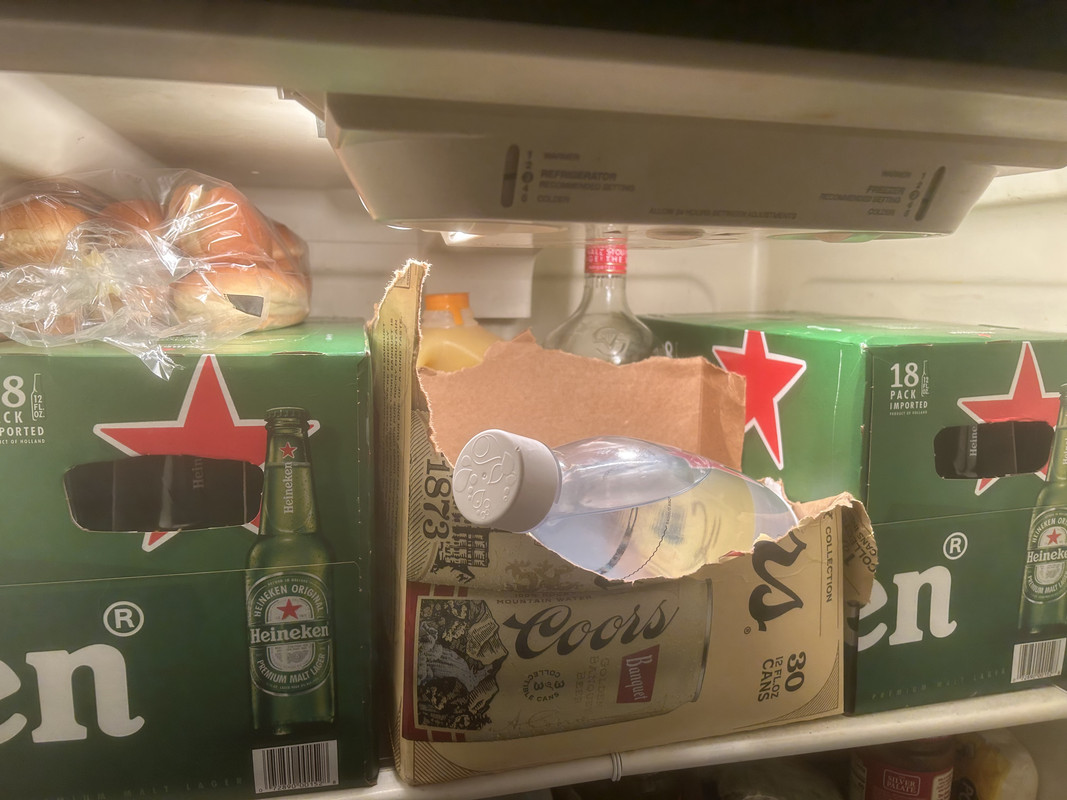 E042E86F-1CB9-4A5E-8FCA-53C8937AC3D5