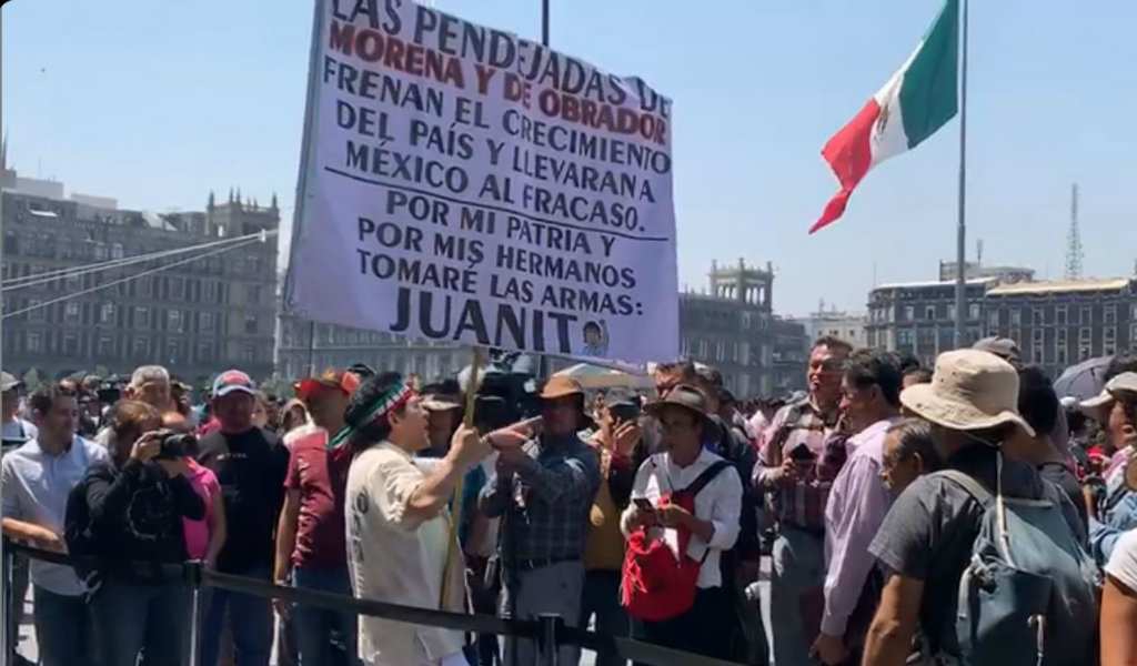 “Juanito” acusa a AMLO de traición y lo reta a un debate