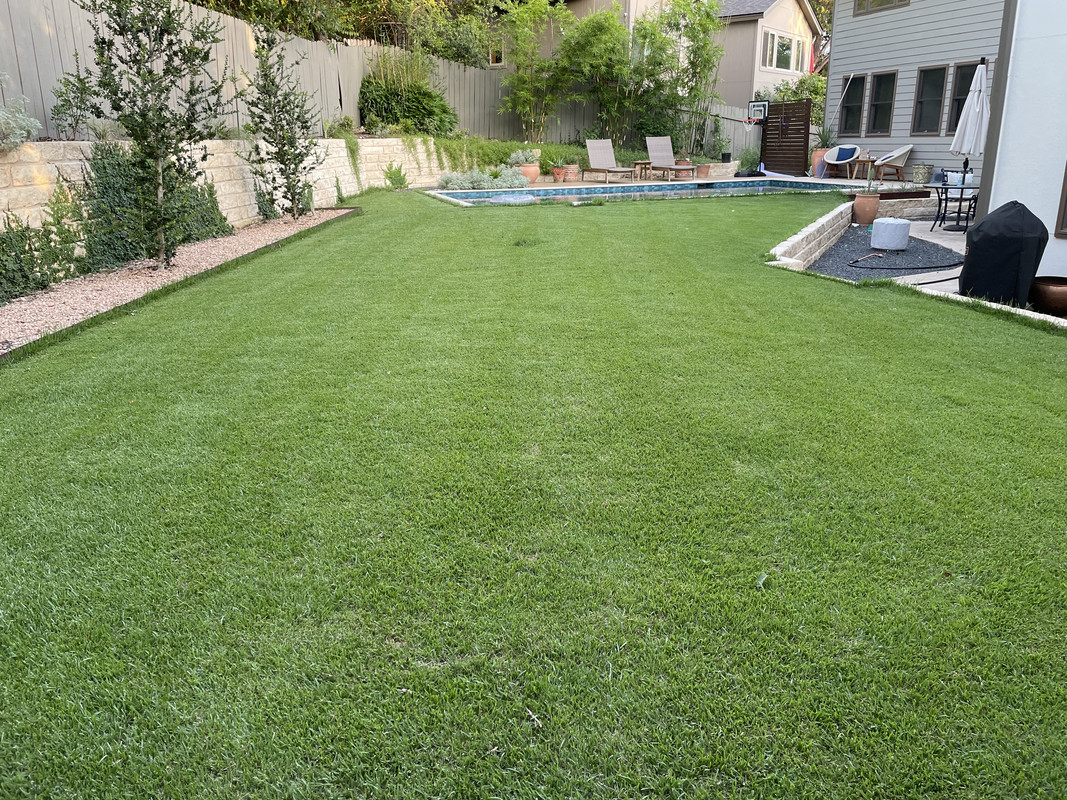 21F1839F-A8B7-445B-81E7-4C9B8B2936B6