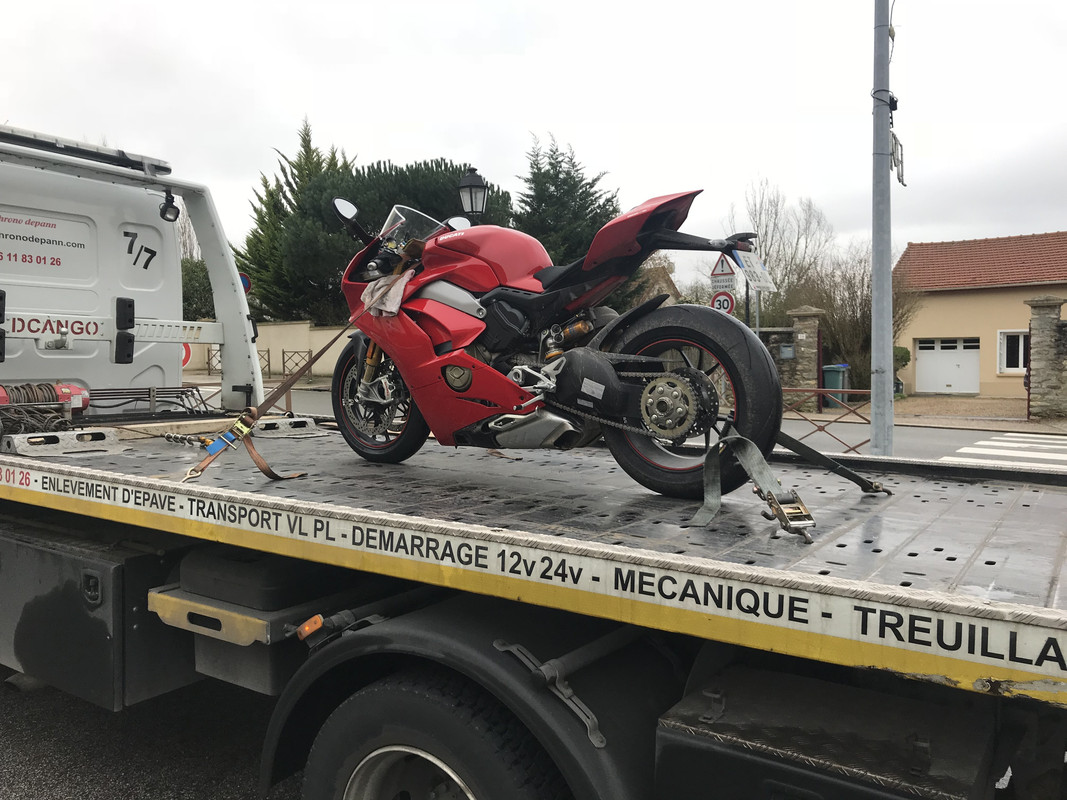 5E7B089A-88C7-421F-8CE8-EF55B7534636