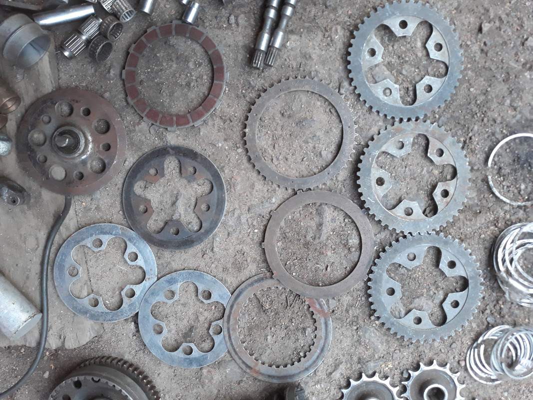 кроссы запчастей. сцепление cz 500. заднее колесо чезет 250. 5/125 мкм. кросс оптический, предсобранный 2u, 48 портов fc/upc, ом.