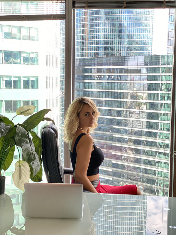 E8D137B9-905E-4DD6-BCBF-24E1DDDA0E06