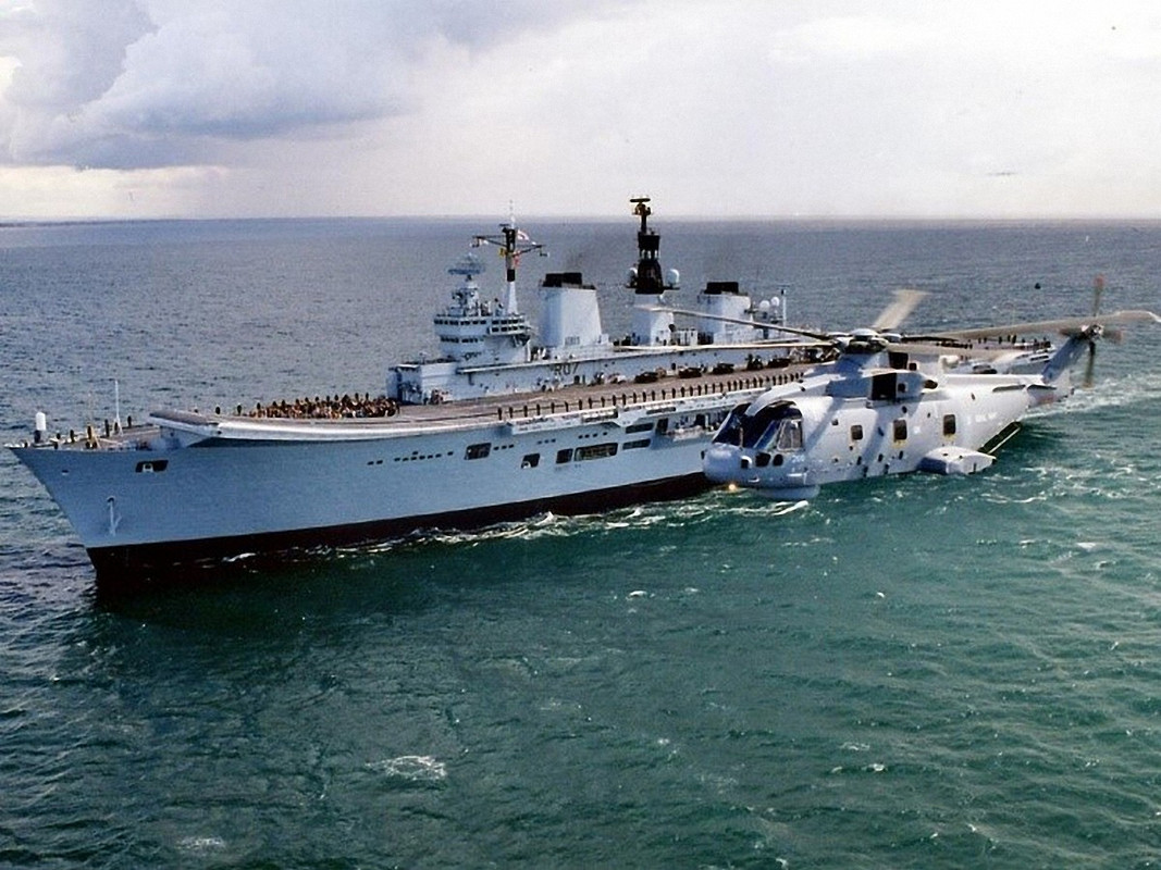 Ark Royal (R.07)-27