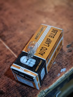 Auto Lamp Bulb (1 Point and 2 Point)