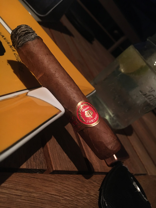 2F46FCBF-14DC-42C1-93AA-3F5D57494AA5