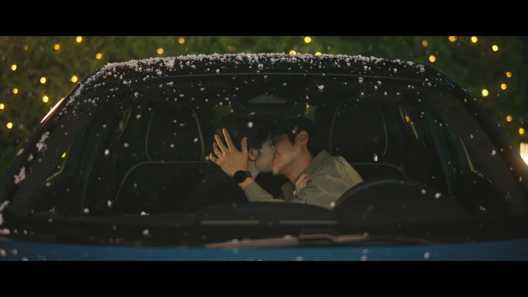 VS--Netflix-ResidentPlaybookE12Episode12-81’28”