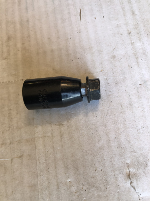 A7A3368D-F7C2-4619-8936-894AF7D3A294