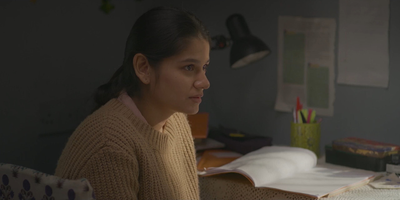 Yeh Meri Family 2023 WebRip Season 2 [Hindi] 480p 720p ESub Screenshot